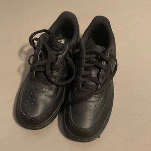NEVER WORN Black Air Force 1